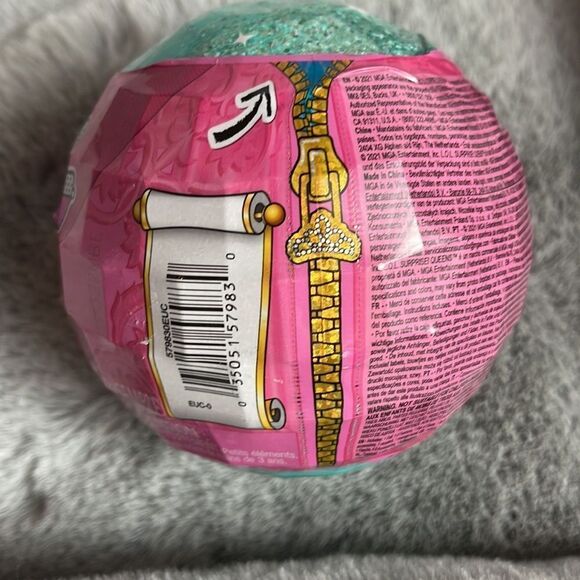 L.O.L Surprise! Queens 9 Surprises - Picture 5 of 9